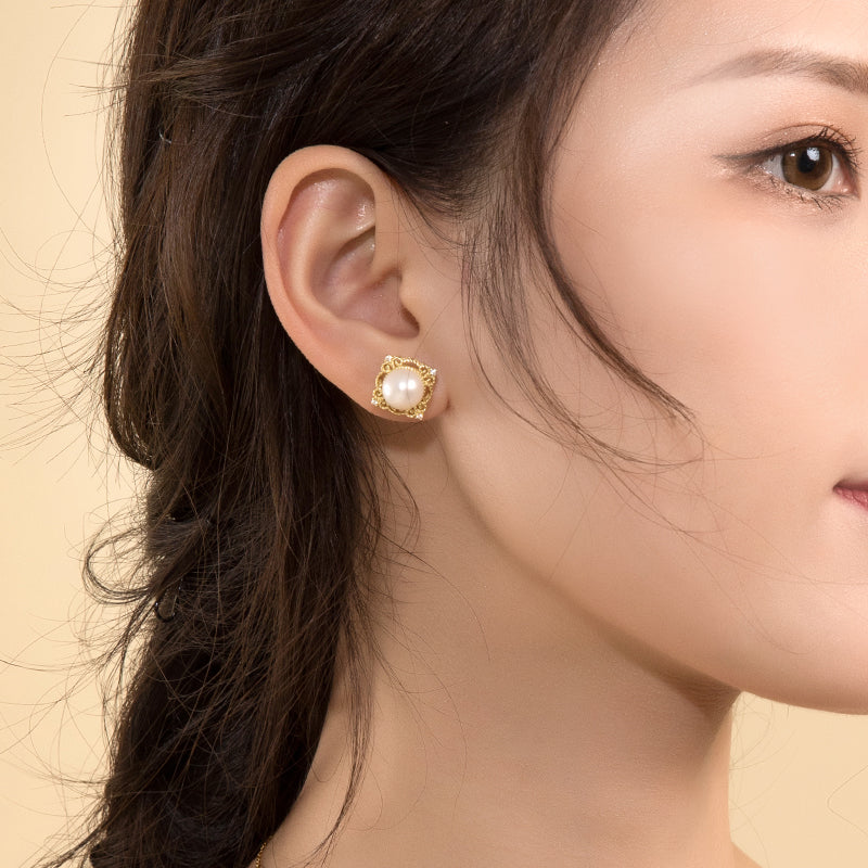 Champs Elysées Pearl Earrings