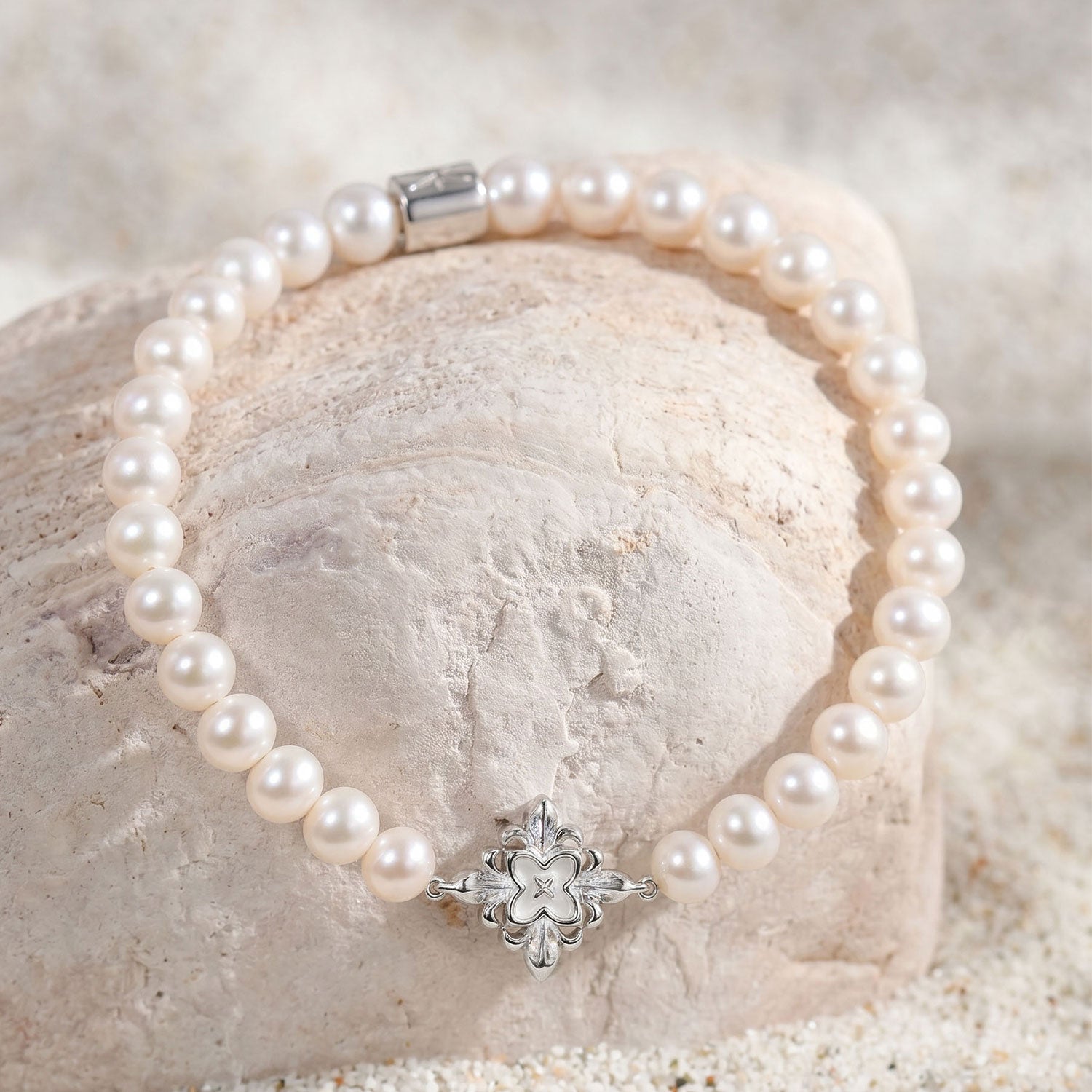 Sterling Silver Pearl Crest Bracelet