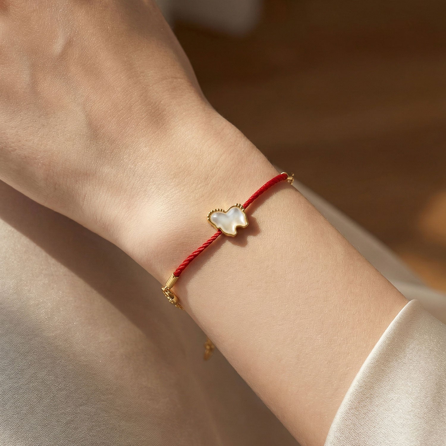 Red String Horse Bracelet