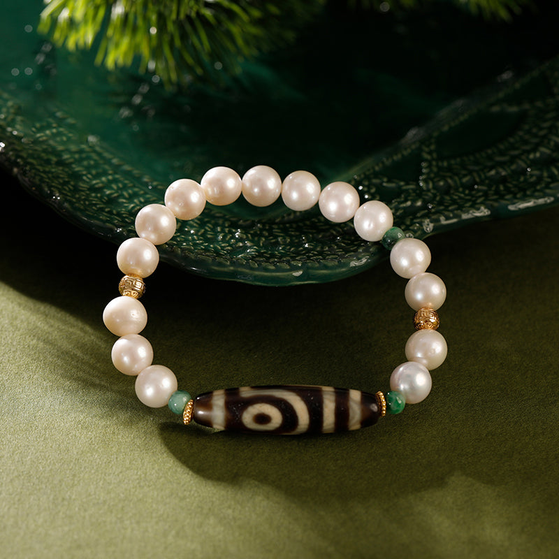 Harmony Verse · Guardian | White Agate Bracelet