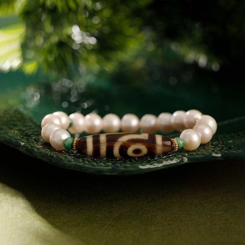 Harmony Verse · Guardian | White Agate Bracelet